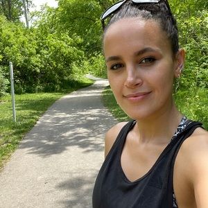 Meet your Posher, Minoo